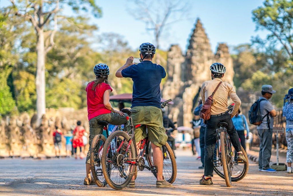 Cambodia to Vietnam: What kind of transportation are you interested in