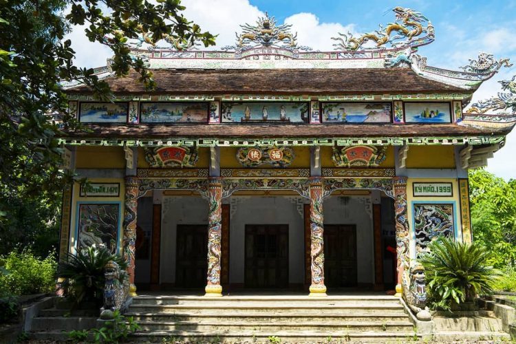 UNIQUE AND FUN THINGS TO DO WHILE YOU ARE IN HUE, VIETNAM